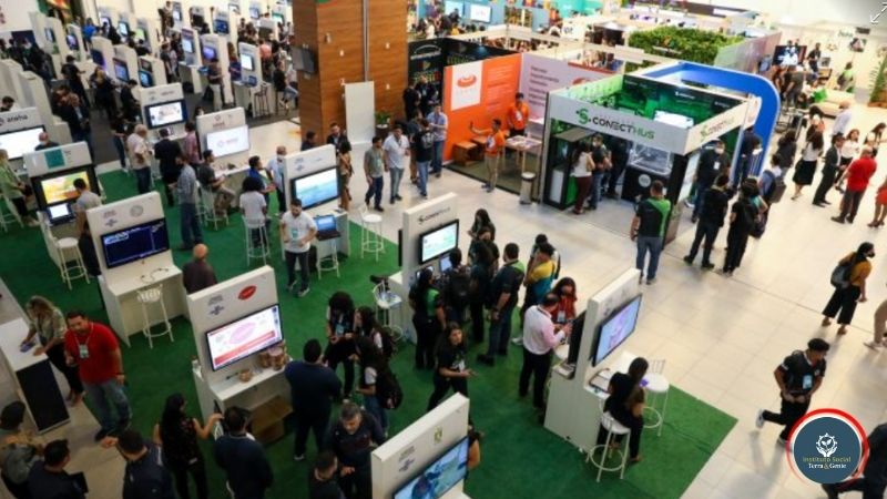 Panorama do evento ExpoAmazônia com stands de diversos projetos