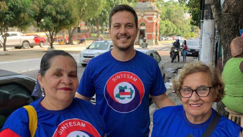 Panfletagem no Centro de Manaus